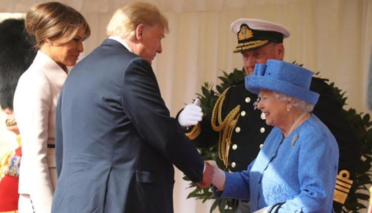 Ετσι εκδικείται μία βασίλισσα : Δείχνει στον Τραμπ ποια είναι η θέση του! (ΦΩΤΟ+ΒΙΝΤΕΟ)