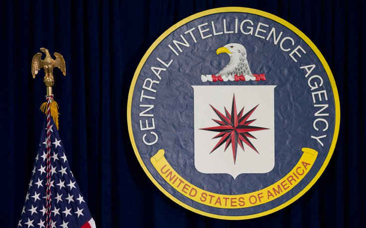Πρώην αρχηγοί και στελέχη της CIA καταδικάζουν την απόφαση Τραμπ για τον Μπρέναν