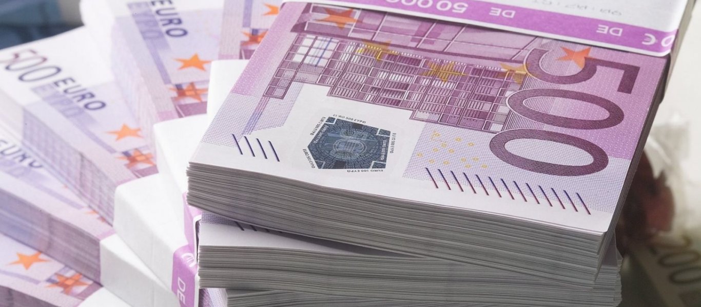 26 κοντέινερ γεμάτα ευρώ έστειλε εκτάκτως η ΕΚΤ στις ελληνικές τράπεζες – Τι συμβαίνει;