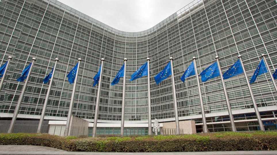 Συντάξεις: «Πράσινο φως» από το Euro Working Group για να μην περικοπούν