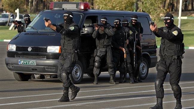 Iran intelligence forces arrest 13 Daesh terrorists in western province