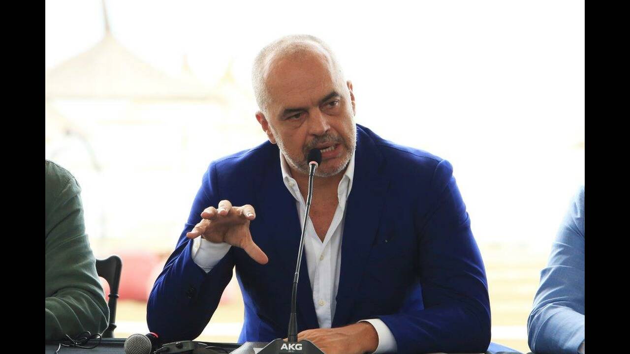 Αλβανία: Πολιτική κρίση δίχως τέλος για τον Έντι Ράμα – Παραιτήθηκε κόμμα της αντιπολίτευσης