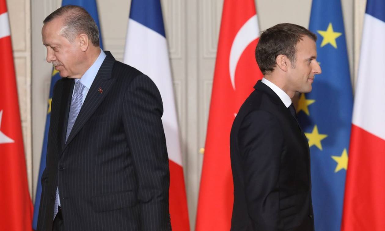 Άγρια σύγκρουση Μακρόν-Ερντογάν: Γαλλική αντιπροσωπεία αποχώρησε από συνέδριο στην Τουρκία – «Είστε δολοφόνοι»