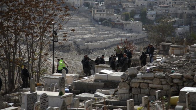 Israel Digging Up Graves At Ancient Palestinian Cemetery In East Jerusalem