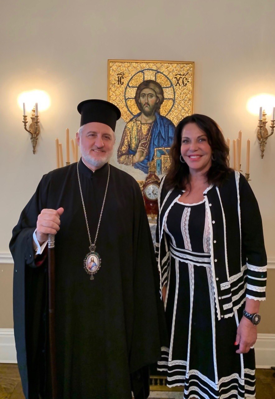 Η κα Κατερίνα Παναγοπούλου στη Νέα Υόρκη με τον Αρχιεπίσκοπο Αμερικής κ. Ελπιδοφόρο
