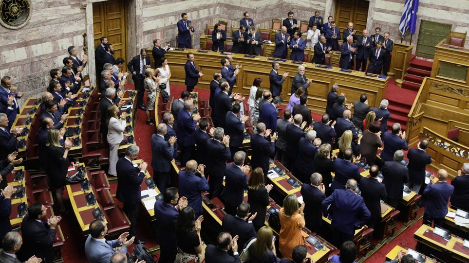 Κατατέθηκε στη Βουλή το νομοσχέδιο για το επιτελικό κράτος – Δείτε τις αλλαγές που φέρνει