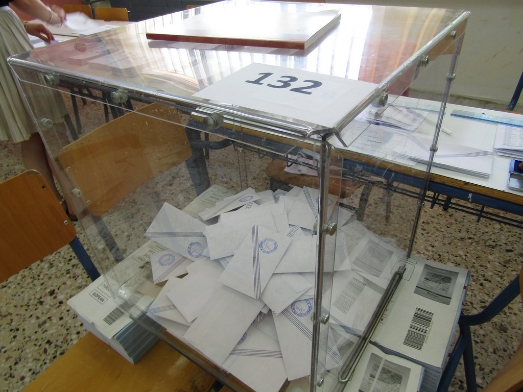 Εκλογικά κέντρα χωρίς εφορευτική επιτροπή, για το καλύτερο προσπαθούν οι δικαστικοί αντιπρόσωποι