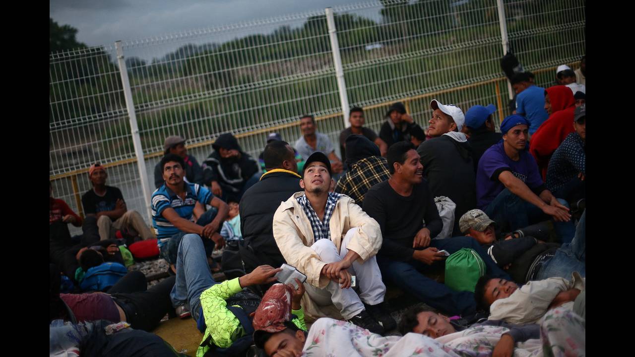 Δείτε κ Μητσοτάκη! ΗΠΑ: Κατακόρυφη αύξηση των συλλήψεων μεταναστών στα σύνορα με το Μεξικό