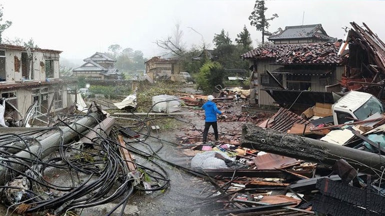 Εικόνες αποκάλυψης στην Ιαπωνία από τον τυφώνα Χαγκίμπις