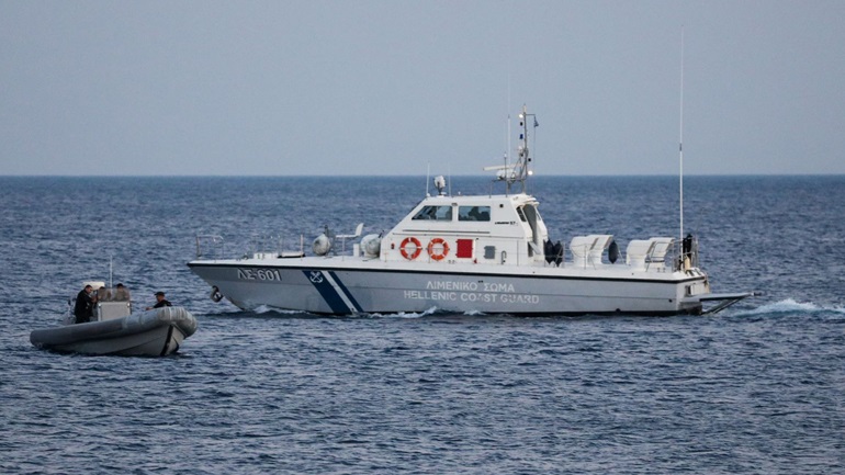 Τρεις αγνοούμενοι έπειτα από σύγκρουση σκάφους με περιπολικό του Λιμενικού