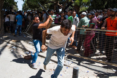 «Πνίγουν» την ηπειρωτική Ελλάδα: Μεταφορά 20.000 μεταναστών στην ενδοχώρα έως τον Δεκέμβριο – Έρχονται «ζοφερές» μέρες