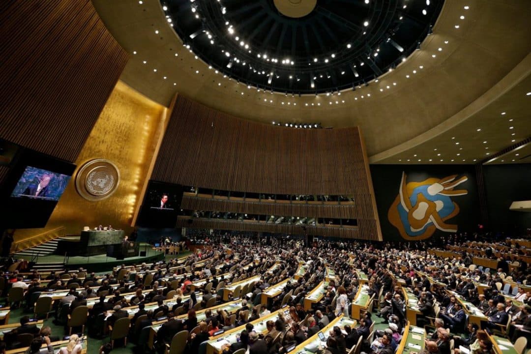 Τελεσίγραφο ΟΗΕ παγώνει τη ΝΔ: «Δεν μας αρέσει το νέο αυστηρό νομοσχέδιο για τους πρόσφυγες»- Tι ζητάει (BINTEO)