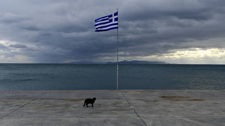 Όλο και λιγότεροι: Ο ελληνικός πληθυσμός μειώθηκε κατά 33.857 άτομα σε ένα χρόνο