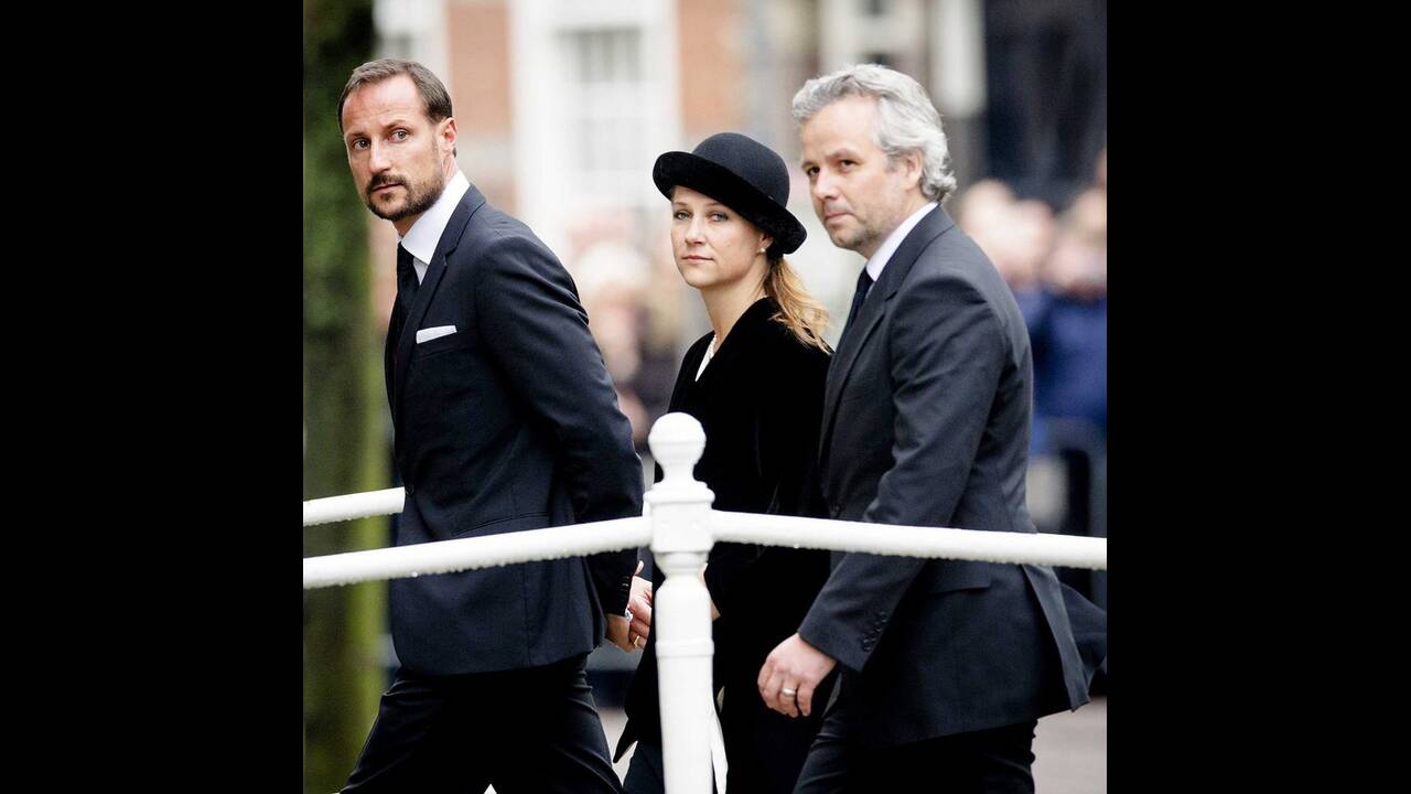 Πένθος για τη βασιλική οικογένεια της Νορβηγίας: Αυτοκτόνησε ο πρώην σύζυγος της πριγκίπισσας