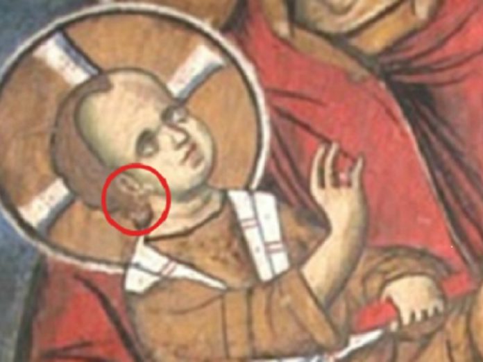 Γιατί ο Χριστός απεικονίζεται ως μωρό φορώντας σκουλαρίκι;