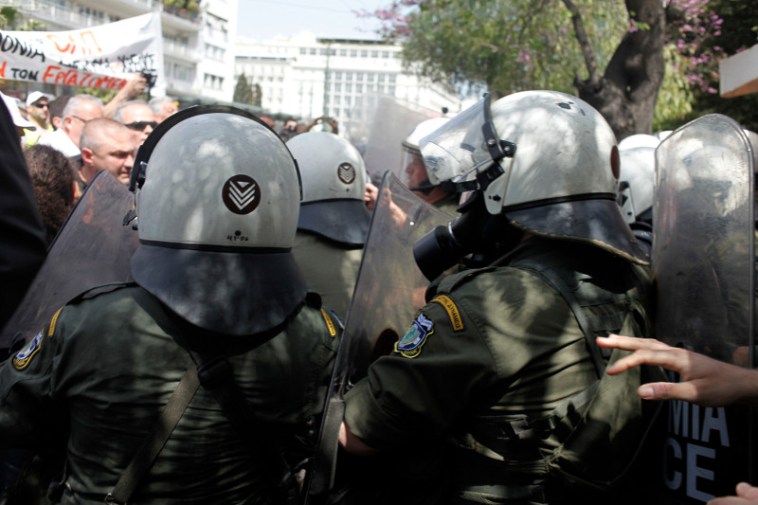 Ξύλο μόνο στους Έλληνες που φωνάζουν για την Μακεδονία – Το el.gr θυμίζει σε όσους ξεχνούν (ΒΙΝΤΕΟ)