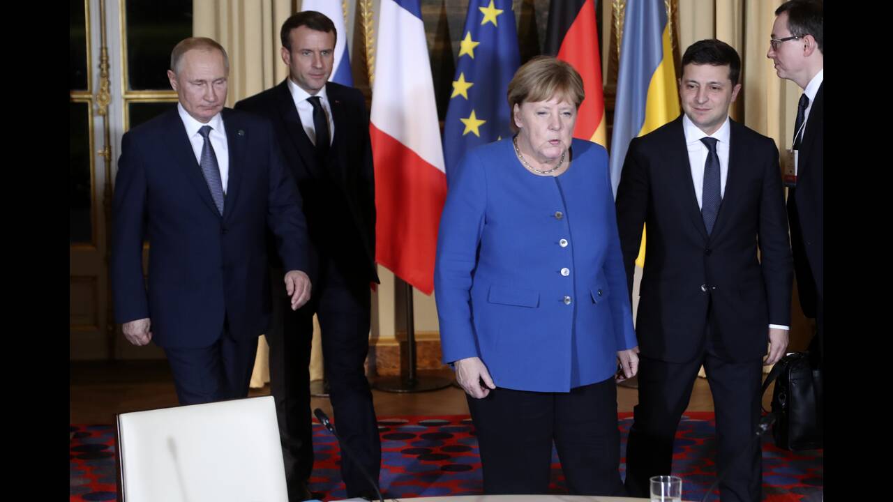 Σύνοδος Κορυφής: Ρωσία και Ουκρανία αναζητούν συμφωνία για την ειρήνη