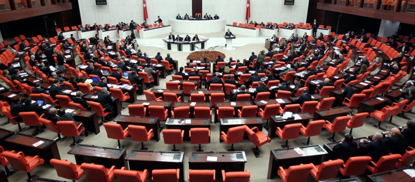 Η τουρκική Βουλή επικύρωσε και τη συμφωνία στρατιωτικής συνεργασίας με τη Λιβύη