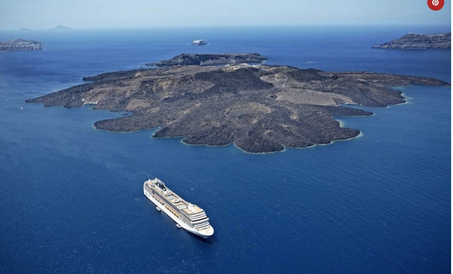 Greece prepares a ‘protection plan’ for possible volcano eruption in Santorini