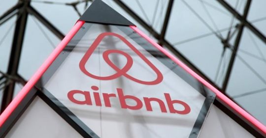 «Καταρρέει» το Airbnb; – Μεγάλη ανατροπή στην αγορά ακινήτων