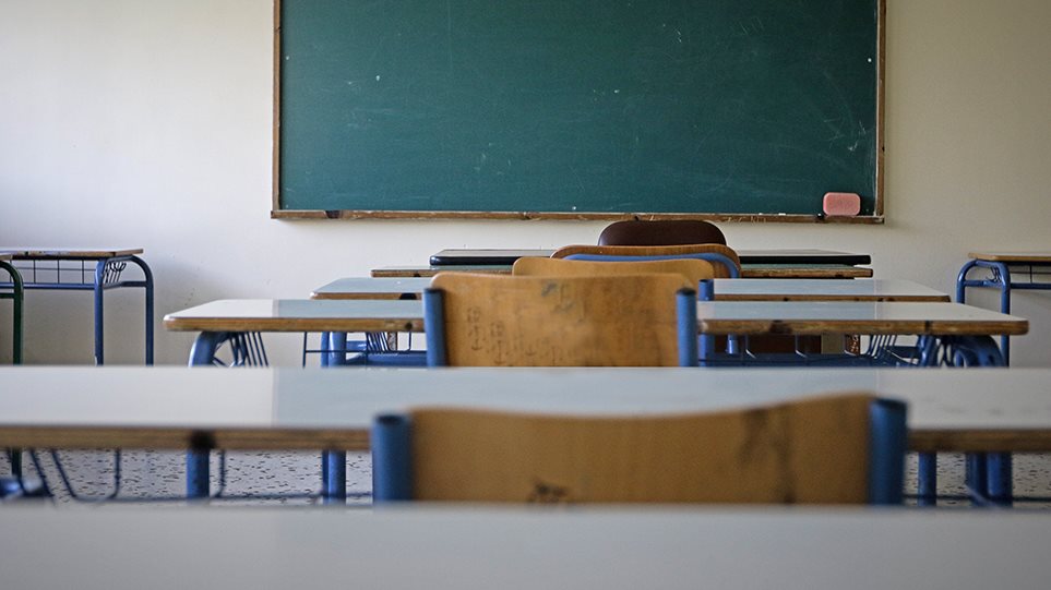 Κορωνοϊός: Κλείνουν 8 σχολεία στην Αττική
