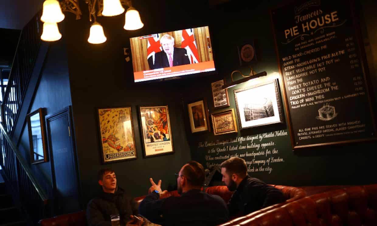 Boris Johnson announces closure of all UK pubs and restaurants