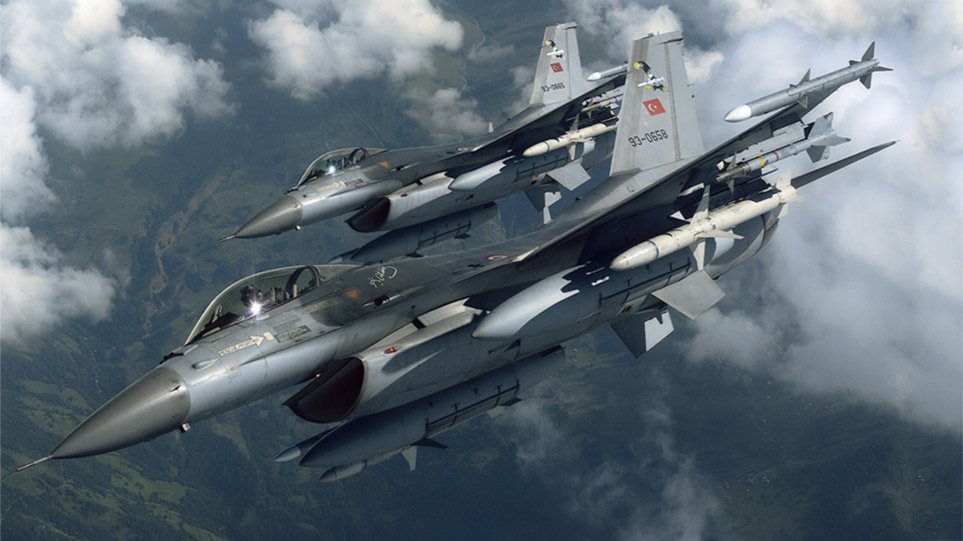 Τουρκικά F-16 πέταξαν χαμηλά πάνω από τον Έβρο! – Κλιμακώνει τις προκλήσεις η Άγκυρα