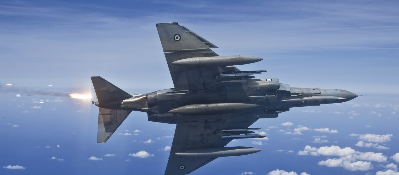 Ο κορωνοϊός κτυπά τις ΕΔ: Λόγω έλλειψης κονδυλίων τα «αρχαία» F-4E Phantom ΙΙ θα πετάνε μέχρι το 2030!