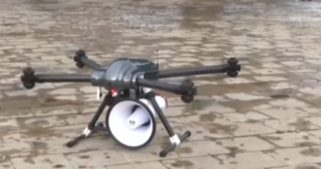 Ο δήμος Θεσσαλονίκης στέλνει μήνυμα με…drone: «Σαν το σπίτι δεν έχει»