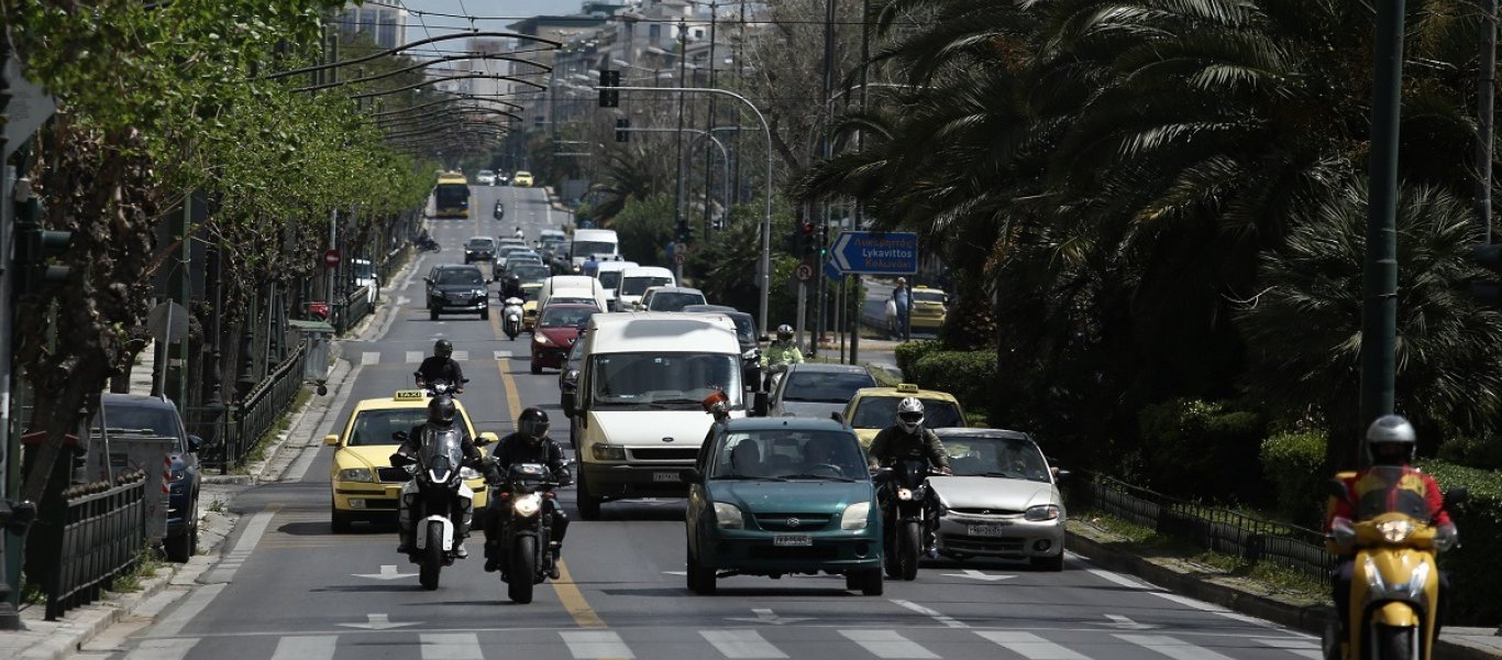 O κορωνοϊός ήταν απλά η… πρόβα: Πρόστιμα, απαγορεύσεις και SMS για όσους μπαίνουν «χωρίς άδεια» στο κέντρο της Αθήνας