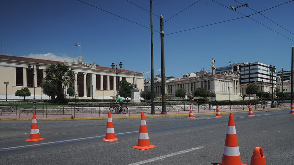 Μεγάλος Περίπατος της Αθήνας: Κυριακάτικο «ζέσταμα» με βιτρίνα την Όλγας και «στένεμα» της Πανεπιστημίου