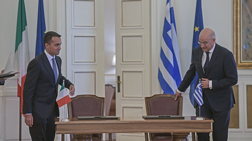 Τι περιλαμβάνει η συμφωνία Ελλάδας – Ιταλίας για την οριοθέτηση θαλασσίων ζωνών