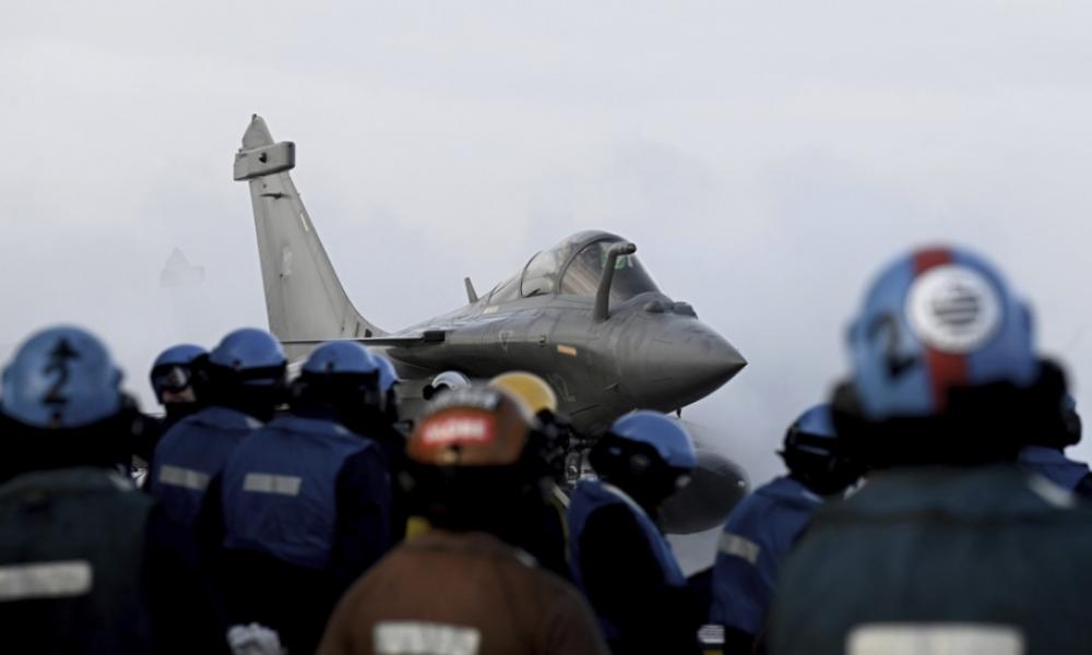 Συντονισμός Γαλλίας-Αιγύπτου στη Λιβύη: Το Παρίσι προωθεί την αιγυπτιακή εισβολή