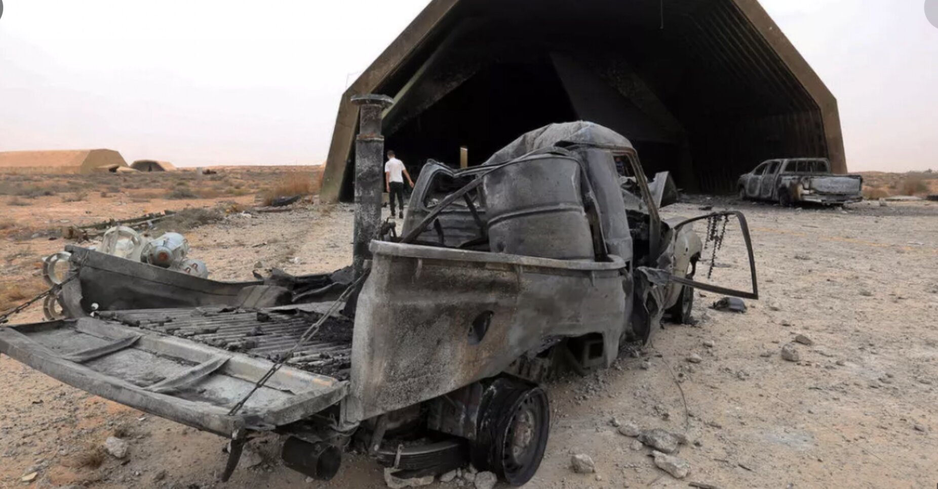 ΕΚΤΑΚΤΟ: Νέα επιδρομή στην τουρκική βάση Αλ Βατίγια της Λιβύης – Μαχητικά από την Αίγυπτο βομβάρδισαν τους Τούρκους