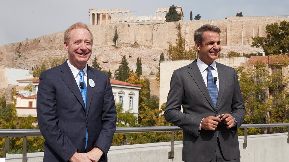 Microsoft: Τι κερδίζει η Ελλάδα από την επένδυση άνω του 1 δισ. ευρώ. Μήπως τα…ΕΜΒΟΛΙΑ ΤΟΥ…ΜΠΙΛ ΓΚΕΪΤΣ;;;