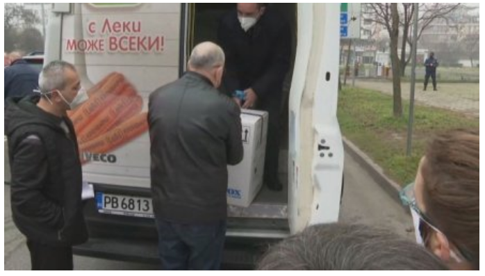 Βουλγαρία: Μετέφεραν τα εμβόλια κορονοϊού με φορτηγά για…λουκάνικα