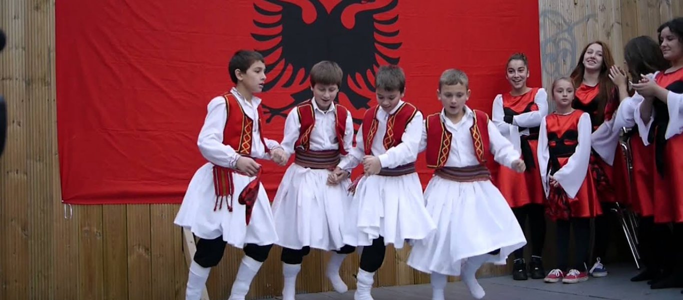 Ξεκίνησαν να διδάσκονται αλβανικά τα παιδιά στον Ασπρόπυργο! -ΜΚΟ θέλει εξάπλωση της αλβανικής γλώσσας σε όλη την Ελλάδα