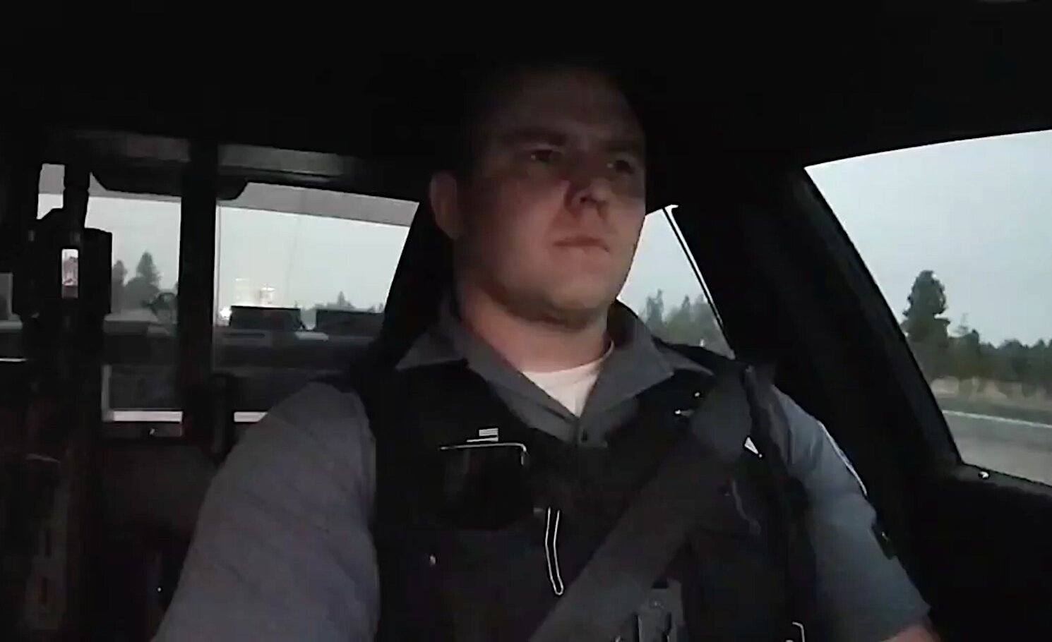 Oregon trooper posts video from patrol car defying state vaccine mandate; placed on leave