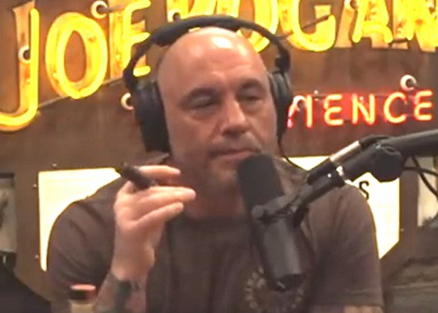 Going Viral: Dr. Peter McCullough Joins Joe Rogan – Says Medical Elites “Purposely Suppressed Treatments” in Order to Force Mass Vaccinations