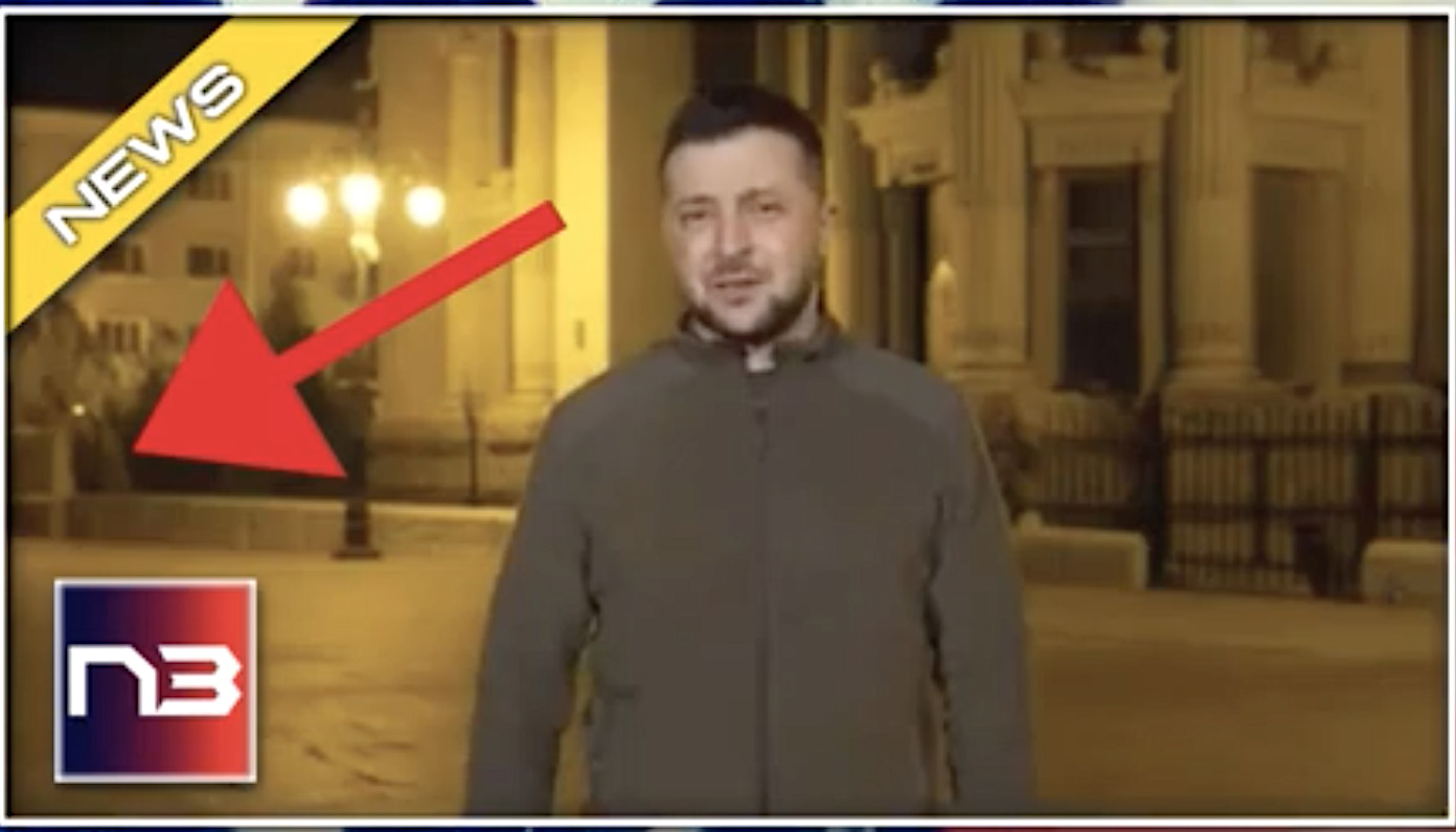 ΙΔΟΥ το ολόγραμμα…Ζελένσκι! Εμφανίζεται στα ΜΜΕ μέσω πράσινης οθόνης ενώ δεν βρίσκεται καν στην Ουκρανία!