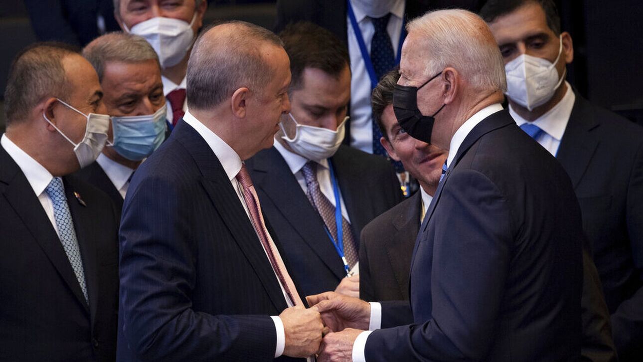 Συνομιλία Μπάιντεν-Ερντογάν: Σαράντα νέα F-16 και άρση κυρώσεων ζήτησε ο Τούρκος πρόεδρος