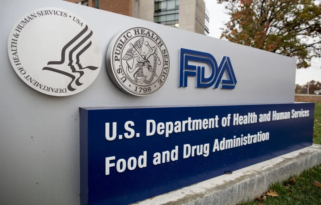 Ο FDA έλαβε 3 εκατομμύρια δολάρια για την έγκριση του «τσιμπήματος» της Pfizer κατά της COVID-19 …